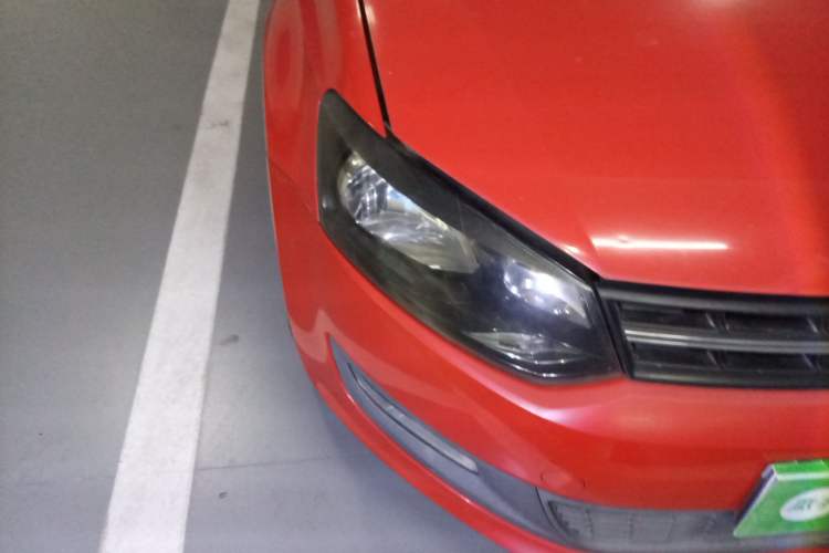 Used Volkswagen Polo 2011 1.6L Manual ZhiShang Edition
