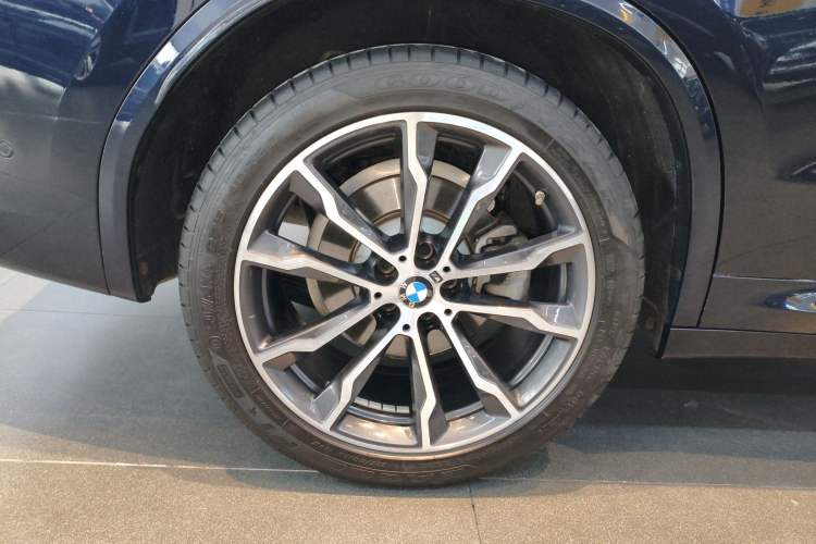 Used BMW X3 2022 Second Facelift xDrive30i Leading Edition M Night Sky Package