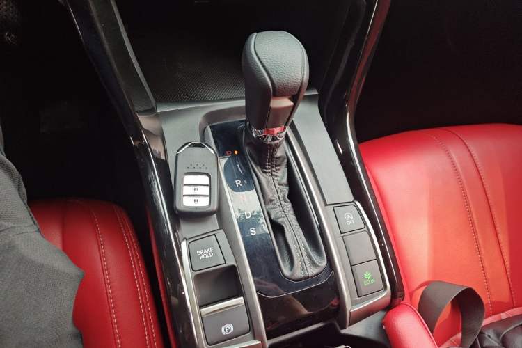 Used Honda Civic 2021 HATCHBACK 220TURBO CVT Trendy Cool Edition