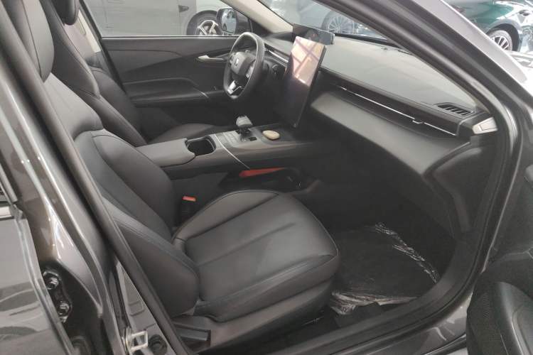 Used Changan Eado 2025 Blue Whale 1.5T 500Bar Prestige Model
