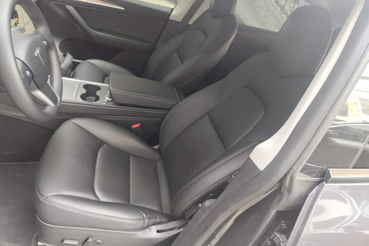 Used Tesla Model Y 2021 Long-Range All-Wheel-Drive Version