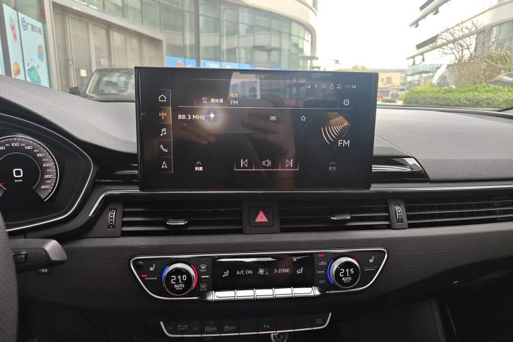 Used Audi A4L 2024 40 TFSI Luxury Dynamic Edition