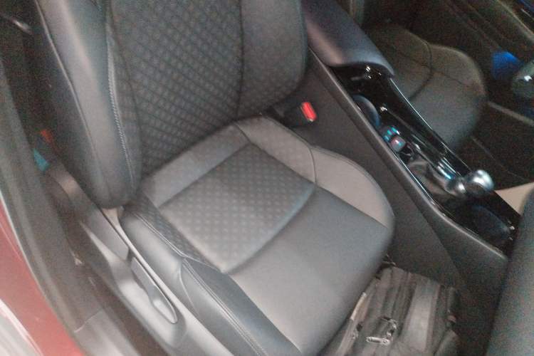 Used Toyota IZOA 2018 2.0L Yichi Version China VI Standard Right Front Seat