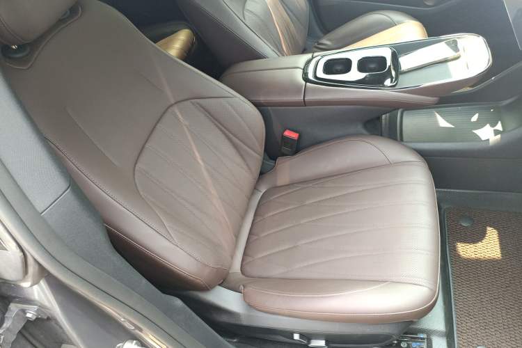 Used CHANGAN NEVO A07 2025 All-Electric "True Fragrance" Edition 710-Mile Long-Range Version Right Front Seat