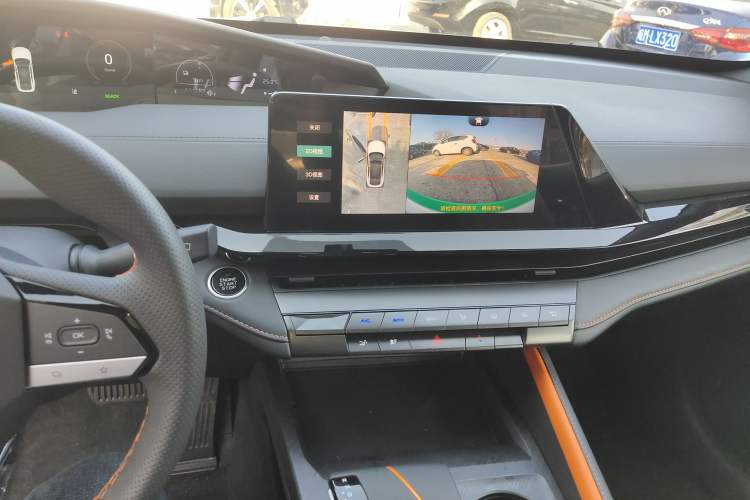 Used CHANGAN UNI-V iDD 2023 Zhidian iDD 1.5T 113km Smart & Fun Version (Rapid Edition) Audio And AC Panel