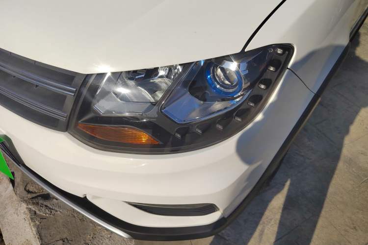 Used Dongfeng Fengon 370 2018 S370 1.5L CVT Luxury 7-Seater