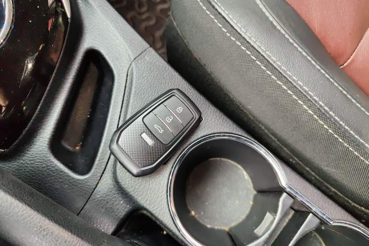 Used Toyota Corolla 2018 Dual-Engine 1.8L E-CVT Smart Edition