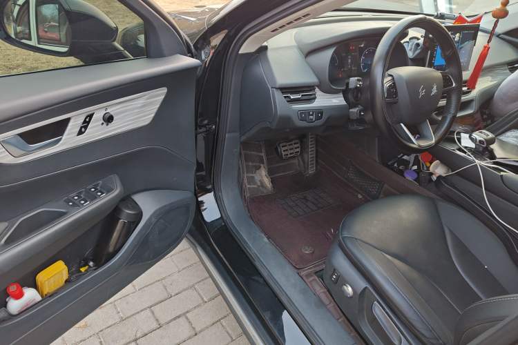 Used Hongqi E-QM5 2023 560km PLUS
