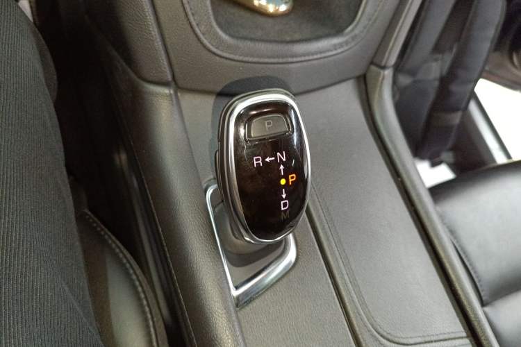 Used Cadillac XT5 2018 25T Luxury Model
