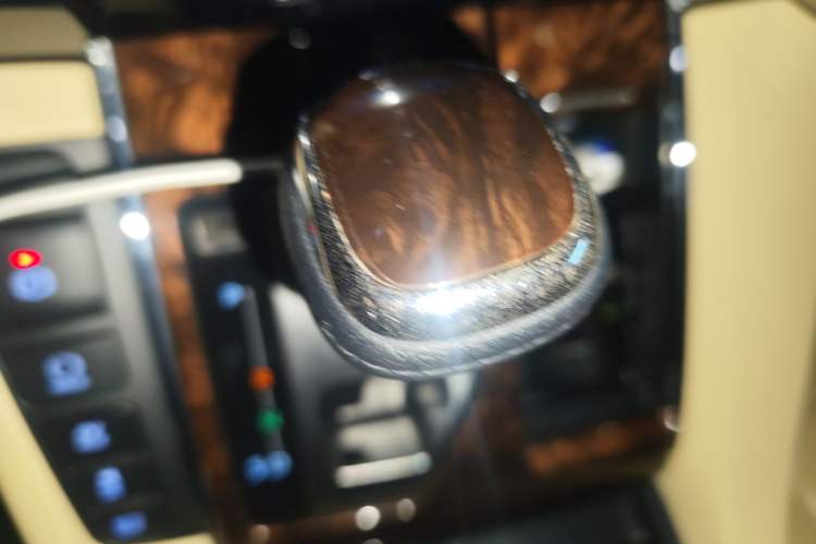 Used Toyota Alphard 2021 Dual-Engine 2.5L Luxury Edition