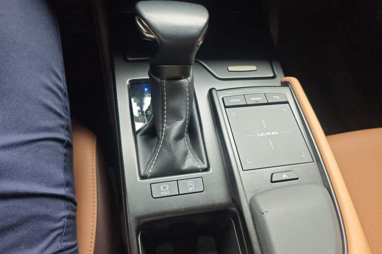 Used Lexus ES 2020 200 Excellence Edition
