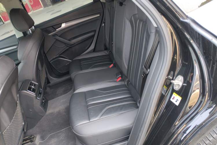 Used Audi Q5L 2022 45T Luxury Dynamic Model