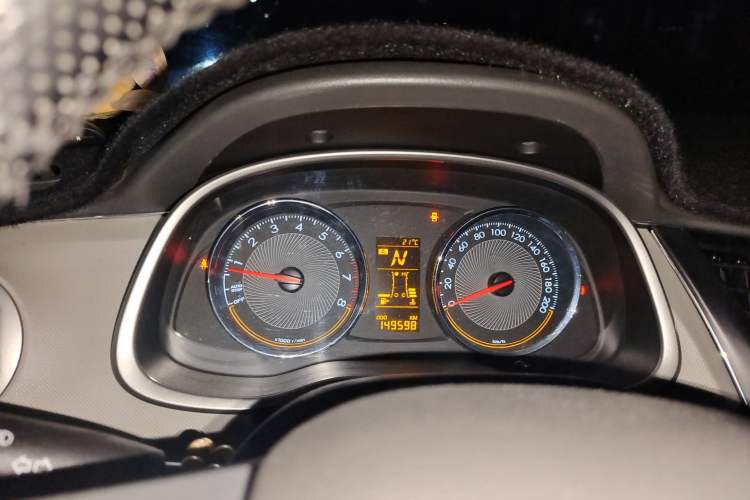 Used Chevrolet Sail 2015 Sail 3 1.3L AMT Ideal Edition