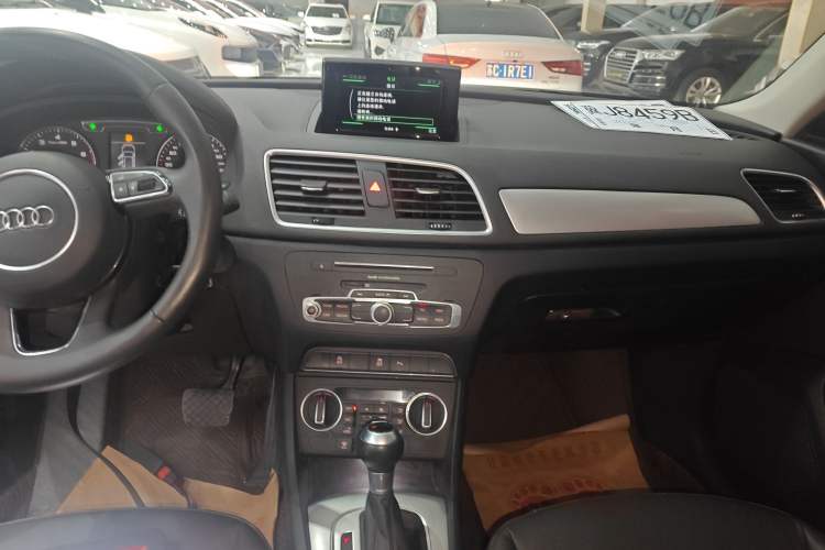 Used Audi Q3 2017 35 TFSI Fashion Model