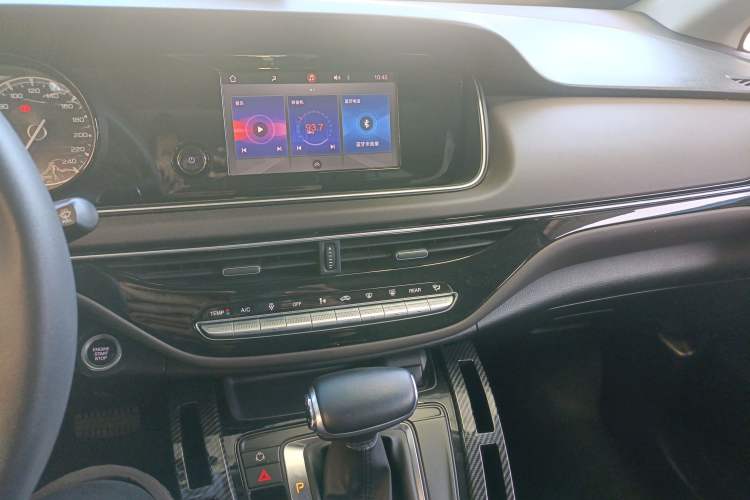 Used GAC Trumpchi M6 2019 270T DCT Luxury Edition (6-seater) China VI Audio And AC Panel