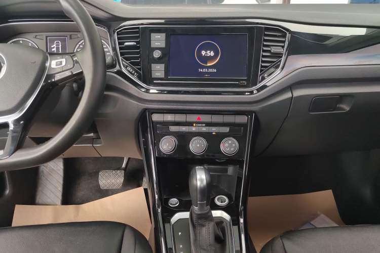 Used Volkswagen T-ROC 2019 280TSI DSG Two-Wheel Drive Comfort Version China VI Standard
