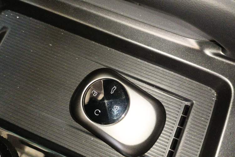 Used Chery Fulwin X3L 2025 Model 205 All-Wheel Drive High-Energy Edition Vehicle Key