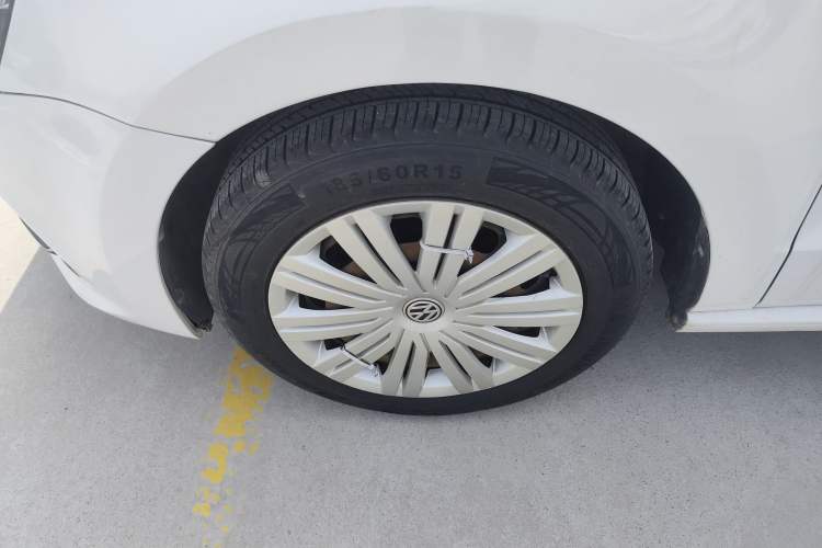 Used Volkswagen Polo 2016 1.6L Automatic Comfort Model