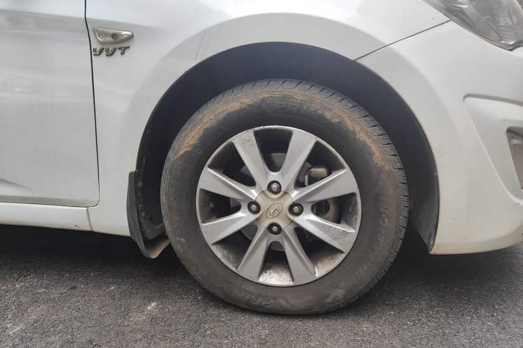 Used Hyundai Verna (older generation) 2010 Sedan 1.4L Automatic Comfort Model GS
