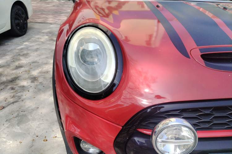 Used MINI 2014 2.0T COOPER S Fun Right Front Headlight