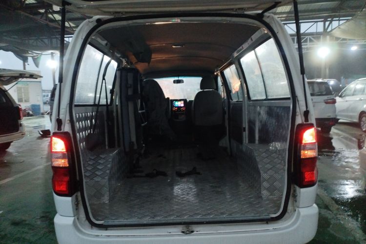 Used Jinbei Express 2020 2.0L China VI Standard Practical 6-Seater G6P-6 1TZS