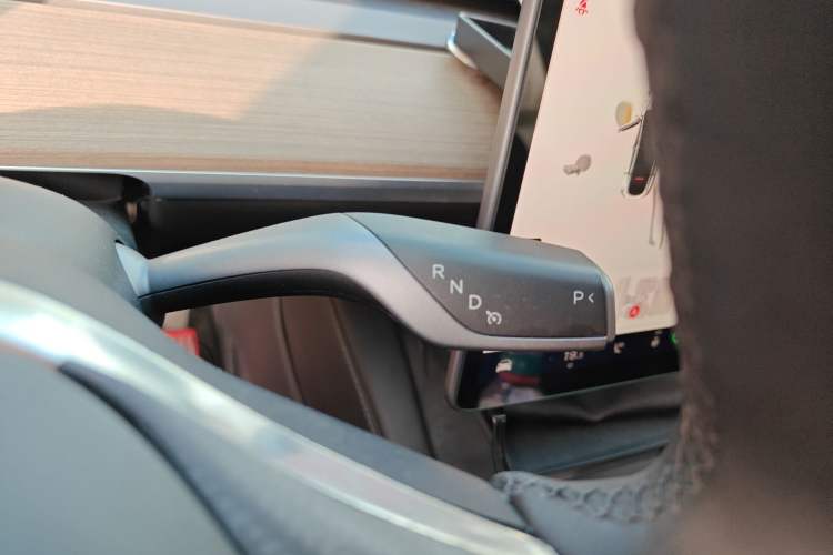 Used Tesla Model Y 2022 Rear-Wheel-Drive Version Gear Lever