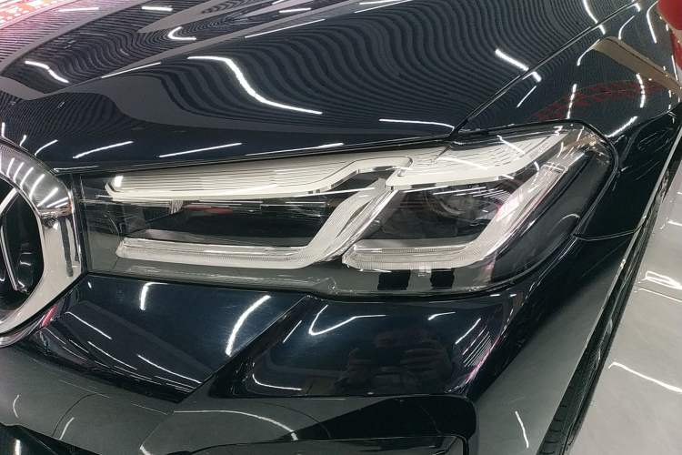 Used BMW 5 Series 2022 Second Facelift 525Li M Sport Package
