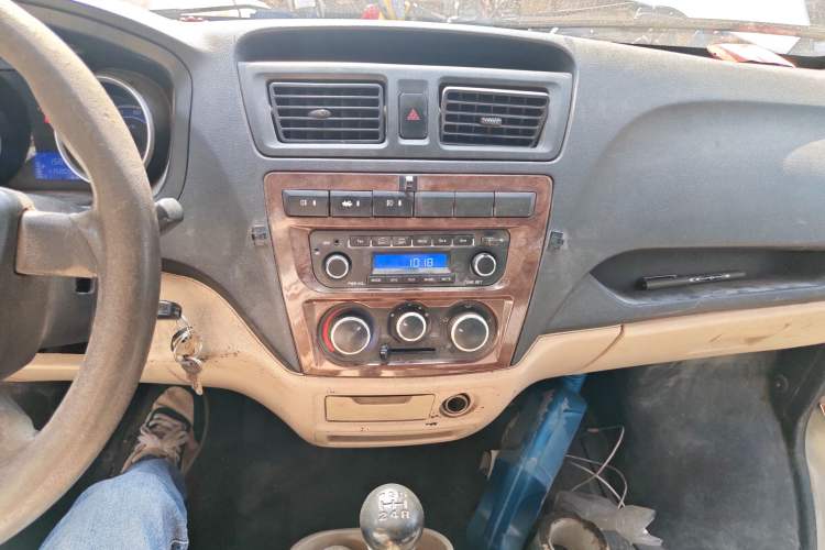 Used CHANGAN KAICHENG Ruixing M80 2019 1.5L Base Version 2-Seater Single-Steamed Air Conditioning China VI Standard Flat Roof Rear-Hinged Doors DAM15KR