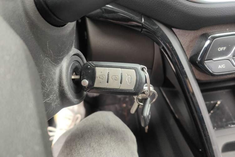 Used GAC Trumpchi GS4 2016 235T Manual Luxury Edition
