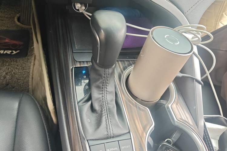 Used Toyota Camry 2019 2.5G Luxury Edition China VI Standard Gear Lever