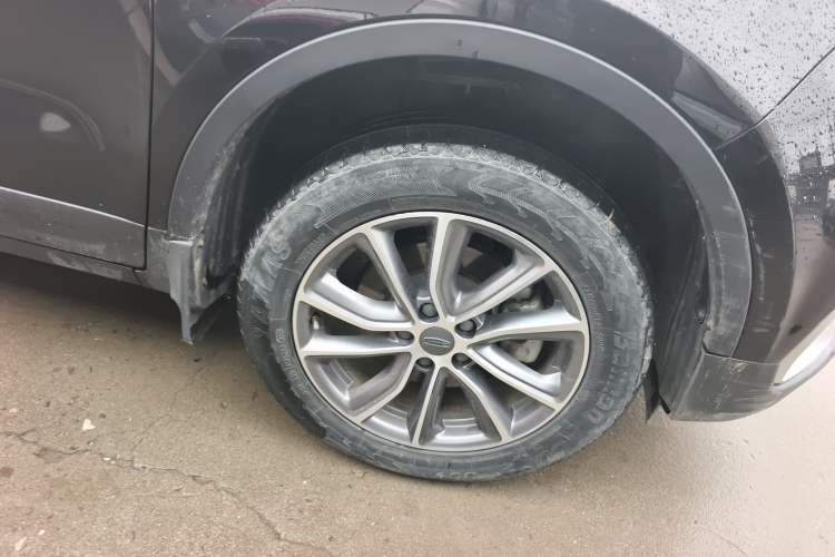 Used Geely Auto Emgrand X7 Sport 2021 Million Edition 1.8TD DCT Two-Wheel Drive Comfort Model
