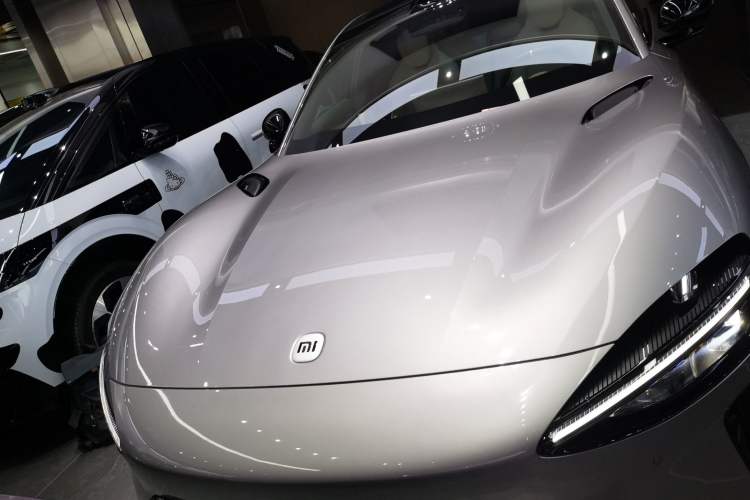 Used Xiaomi Auto YU7 2025 Ultra-Long Range High-Performance All-Wheel-Drive Max Edition