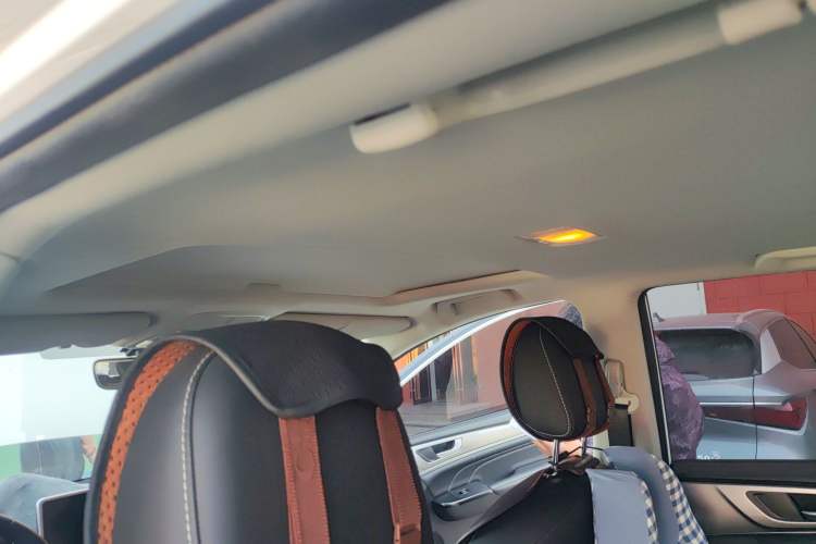 Used Haval M6 2021 PLUS 1.5T Manual Luxury Smart Connectivity Model