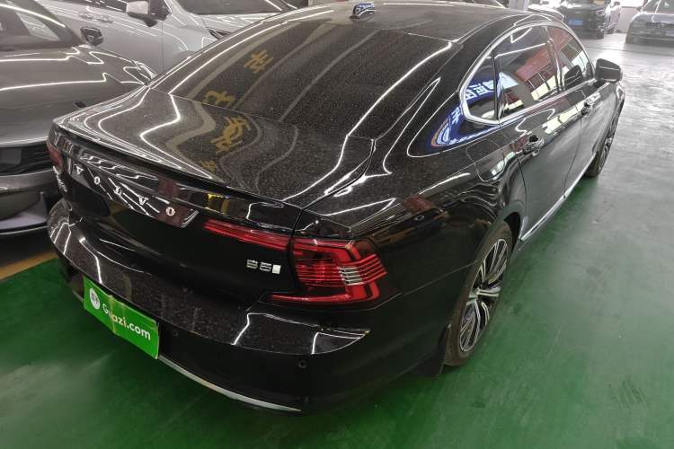 Used Volvo S90 2024 B5 Zhiyuan Luxury Edition Rear Right 45 Deg