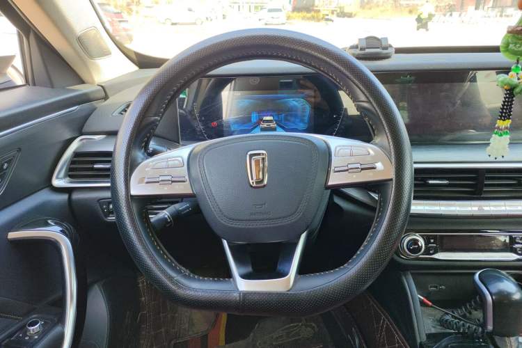 Used Bestune T77 2019 Facelift 230 TID Automatic Luxury Version China V Emission Standard
