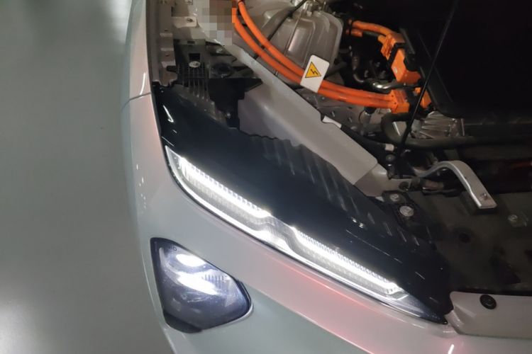 Used Nio ES7 2024 100kWh Signature Edition Right Front Headlight