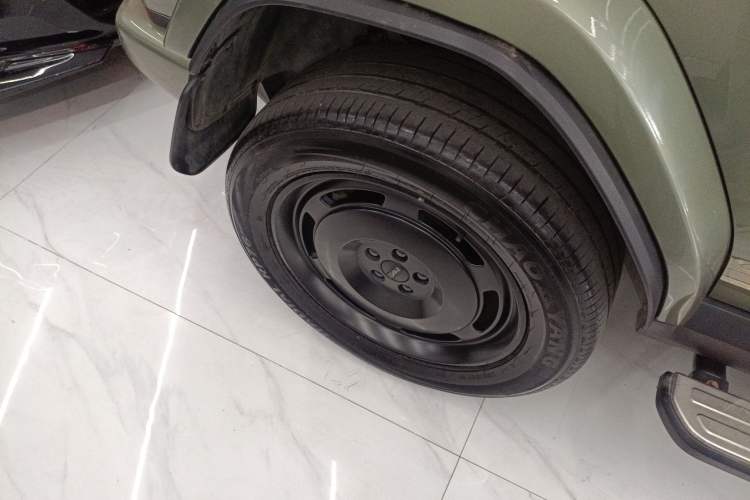 Used iCAR V23 2025 401 Two-Wheel Drive Advanced Edition Right Rear Wheel Hub