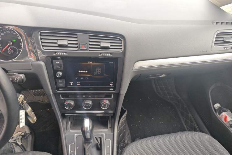 Used Volkswagen Golf 2019 280TSI DSG Comfort Version China VI Standard
