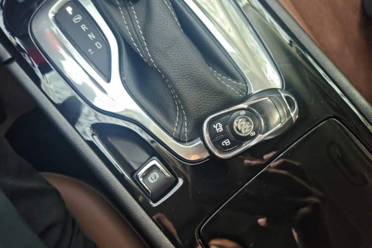 Used Buick Regal 2019 20T Elite Version China VI Standard