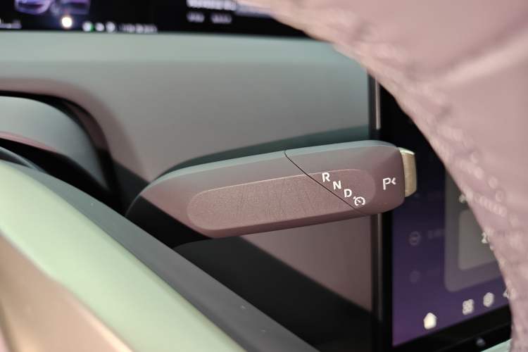 Used Avatr 12 2025 Max Extended-Range Edition