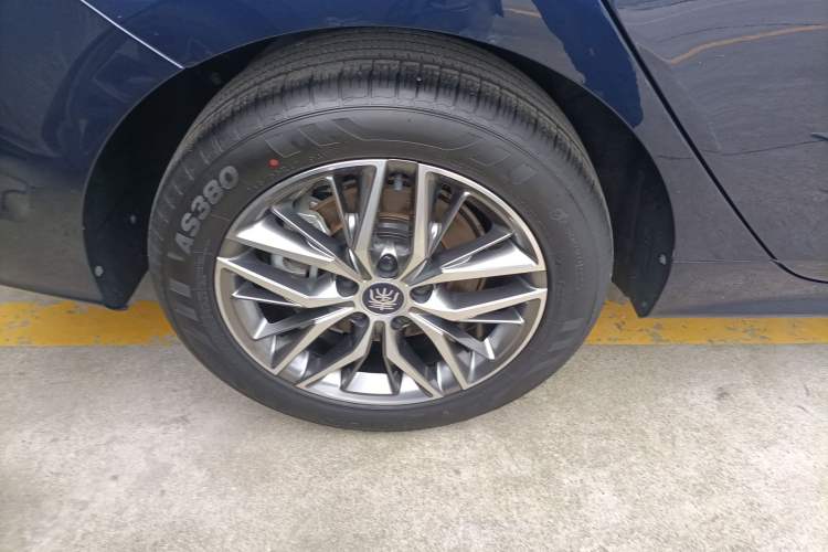 Used BYD Qin PLUS 2023 Champion Edition DM-i 120KM Leading Model
