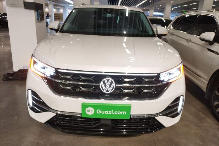 Used Volkswagen Tayron 2023 330TSI Two-Wheel-Drive R-Line High-Energy Version
