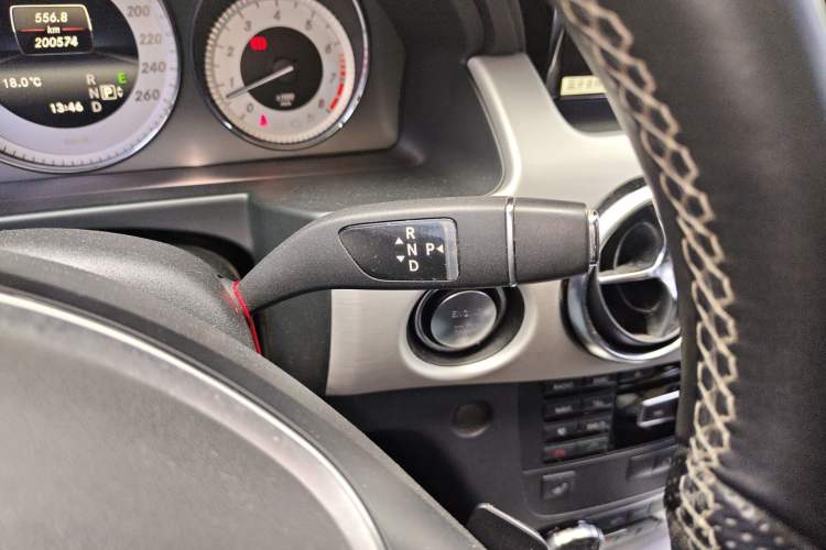 Used Mercedes-Benz GLK-Class 2013 Facelift GLK 300 4MATIC Fashion Edition