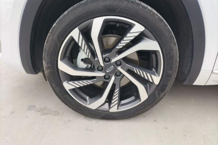 Used Geely Auto Monjaro L 2024 2.0TD High-Power Automatic Two-Wheel Drive Skyline Edition