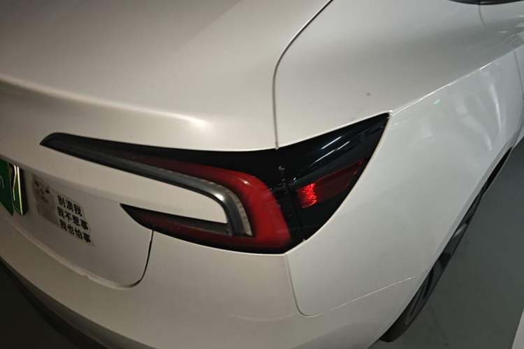 Used Tesla Model 3 2025 Model Revised Rear-Wheel-Drive Version
