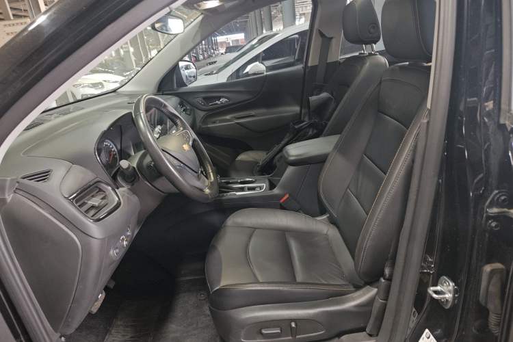 Used Chevrolet Equinox 2021 535T Chijie Edition Left Front Seat