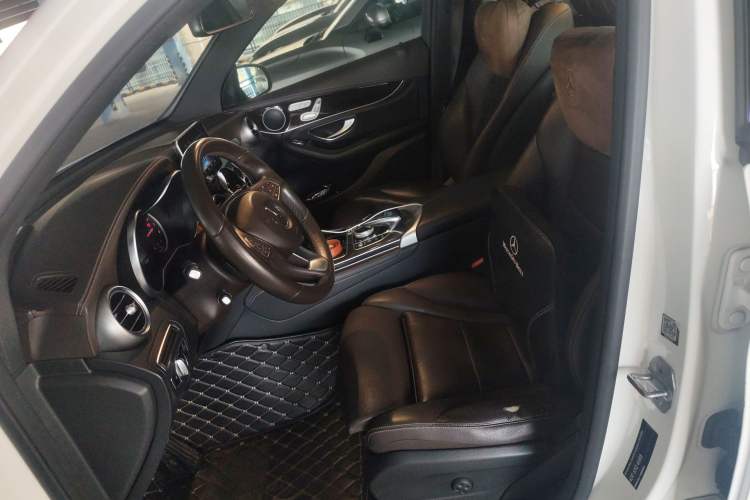 Used Mercedes-Benz GLC 2019 GLC 260 L 4MATIC Dynamic Model Left Front Seat