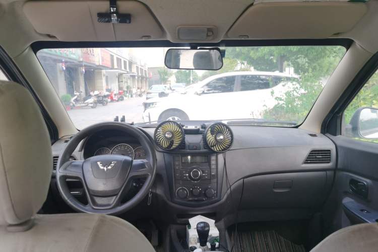 Used Wuling Hongguang 2015 1.2L S Base Model China V Standard
