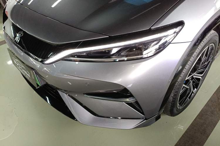 Used BYD Song L EV 2025 Intelligent Driving Version 602 km Range LiDAR-equipped All-Wheel-Drive Type Left Front Headlight