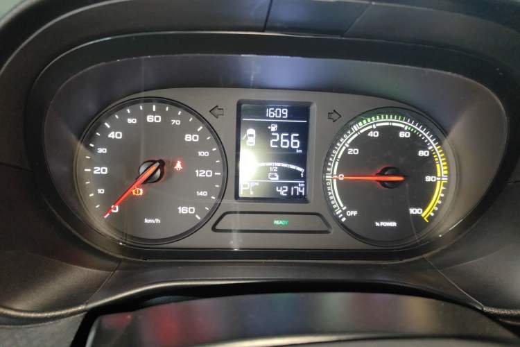 Used Roewe Clever 2021 302km Excellence Edition

